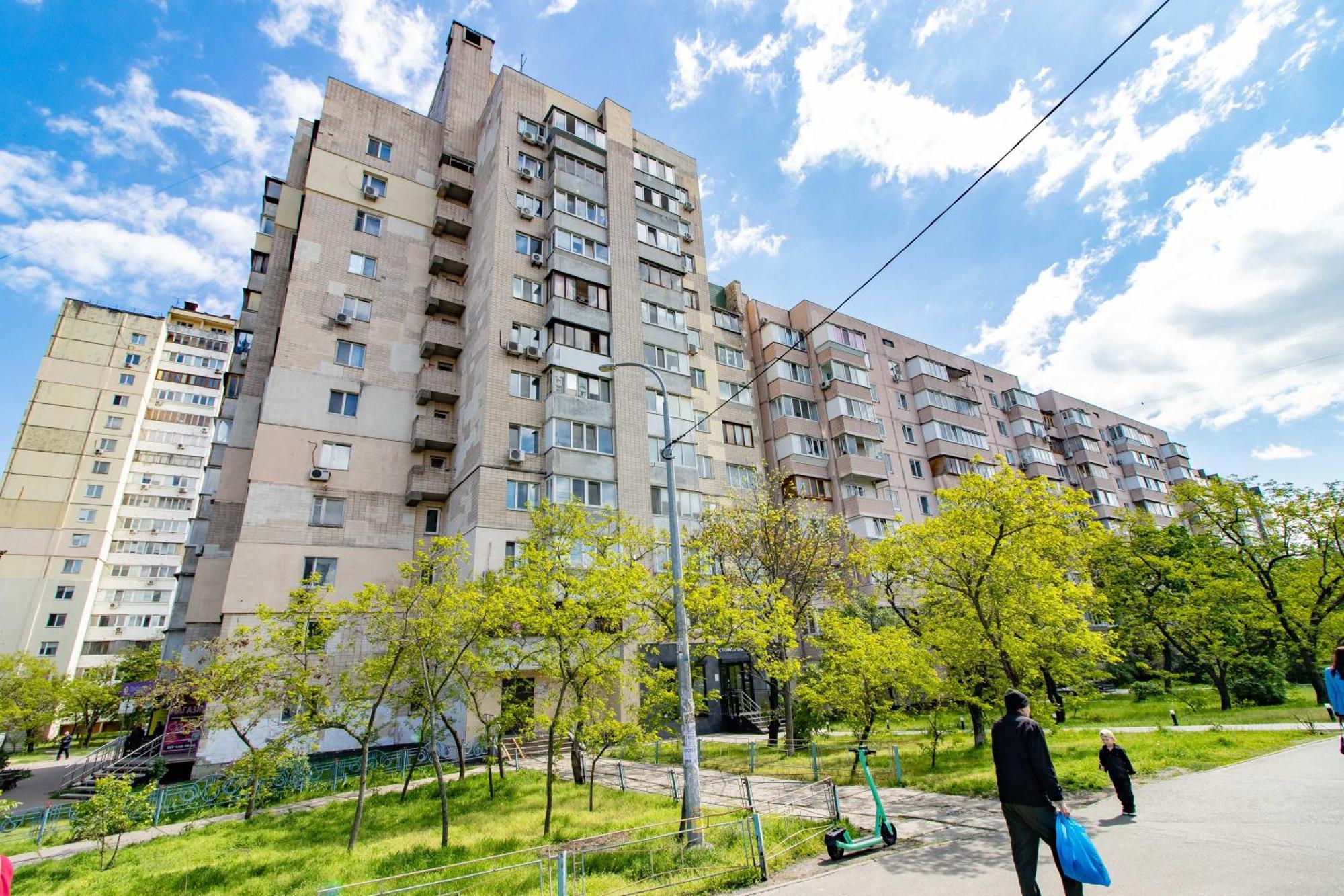 Kvartirkoff Na Obolonskom 40 Киев Экстерьер фото