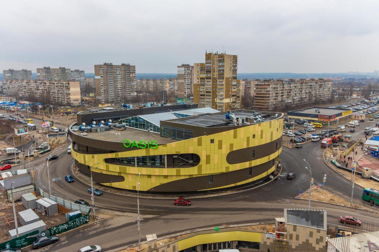 Kvartirkoff Na Obolonskom 40 Киев Экстерьер фото